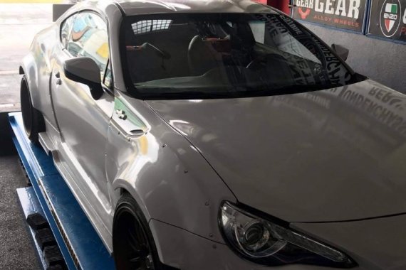 Silver Toyota 86 for sale in Manila