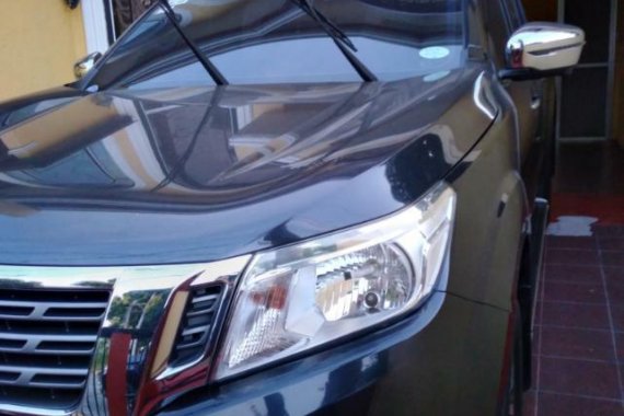 Selling Black Nissan Navara in Manila