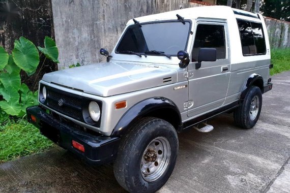 Selling White Suzuki Samurai in Manila