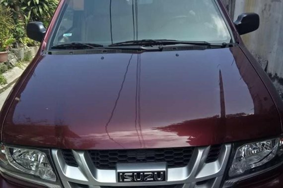 Sell Purple Isuzu Crosswind in Bacoor