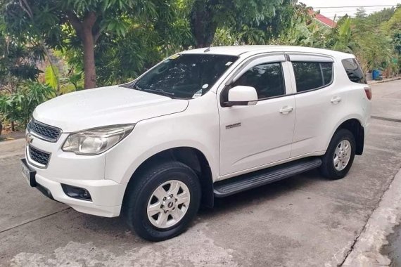 White Chevrolet Trailblazer 2014 for sale in Manila