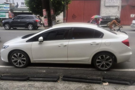 Selling White Honda Civic 2012 in Calamba