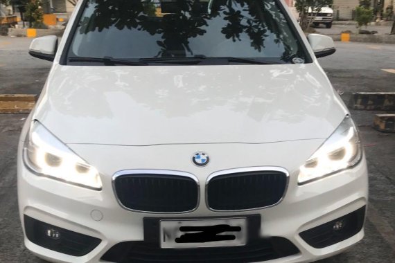 White Bmw 218i for sale in Pasay