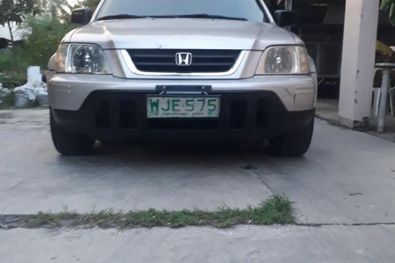 Selling Silver Honda Cr-V in Manila