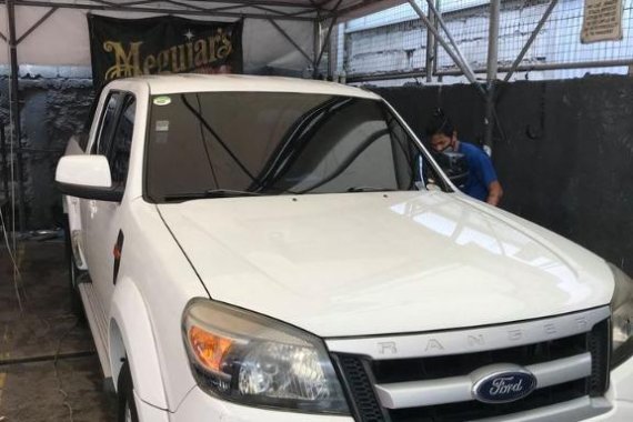 White Ford Trekker for sale in Parañaque