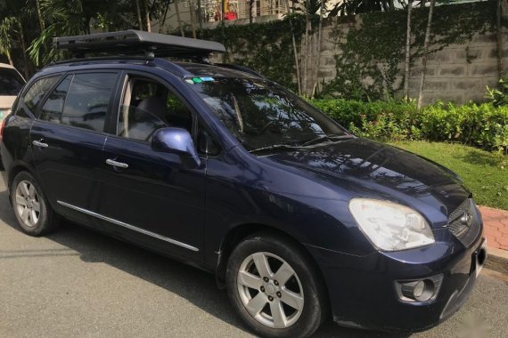 Sell Black Kia Carens in Mandaluyong