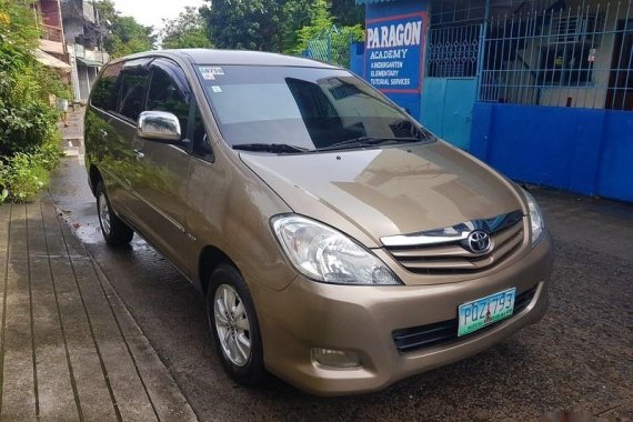Brown Toyota Innova 2011 for sale