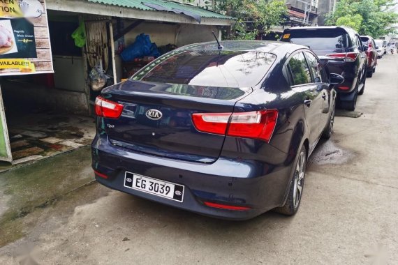 Sell Blue Kia Rio in Valenzuela