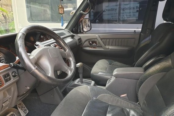 Selling Black Mitsubishi Pajero 2006 SUV in Manila