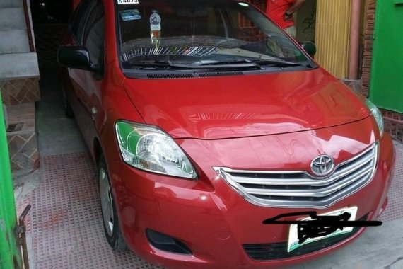 Sell Red 2011 Toyota Vios Sedan at 70000 km in Floridablanca