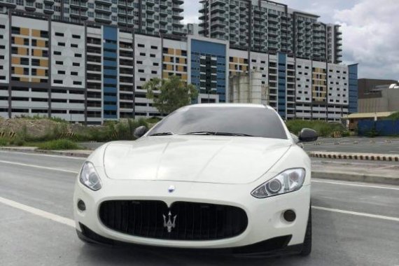 Selling White Maserati Granturismo in Manila