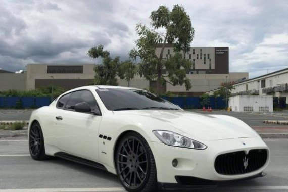 Selling White Maserati Granturismo in Manila