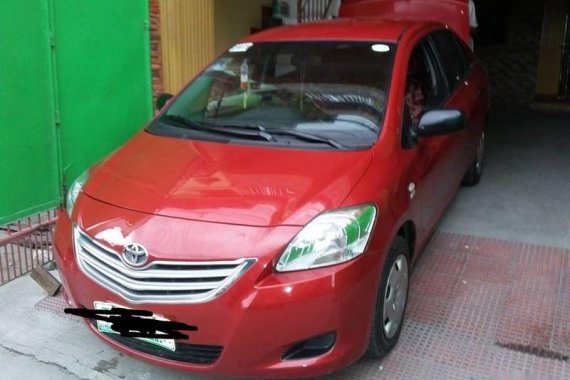 Sell Red 2011 Toyota Vios Sedan at 70000 km in Floridablanca