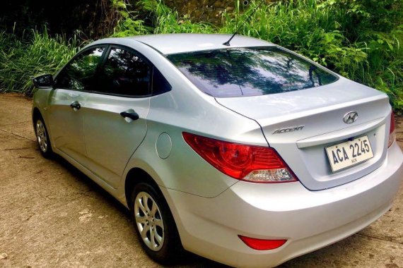 Selling Silver Hyundai Accent 2014 in Antipolo