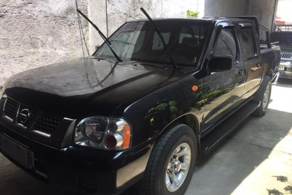 Nissan Frontier titanium 2003 Model  415k negotiable