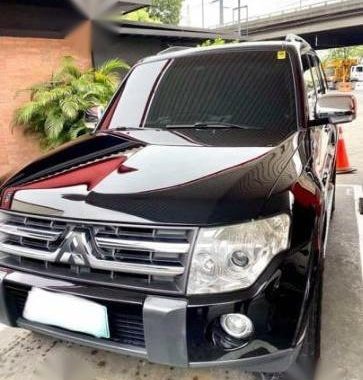 Selling Black Mitsubishi Pajero in Marikina