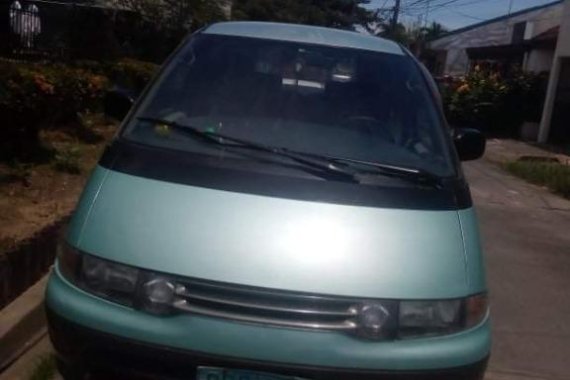 Silver Toyota Estima for sale in San Pedro