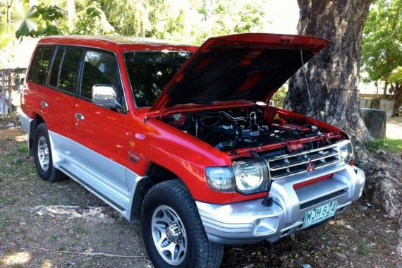 Selling Red Mitsubishi Pajero in Manila