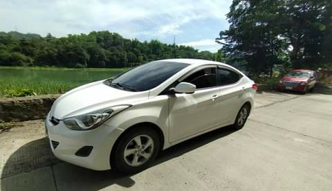 HYUNDAI ELANTRA 2012