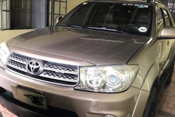 Silver Toyota Fortuner for sale in Muntinlupa