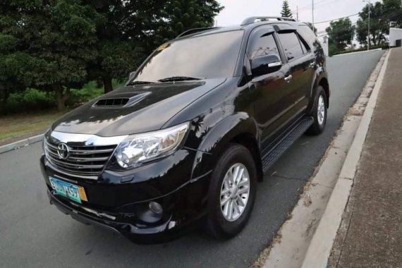 2013 Toyota Fortuner v 4x4 automatic trd series