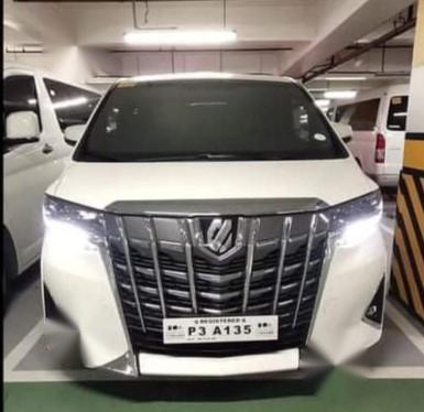 Sell Pearl White Toyota Alphard in Manila