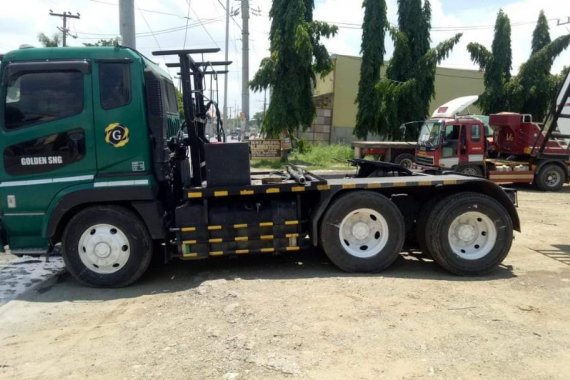 Selling Green Mitsubishi Fuso in Orani