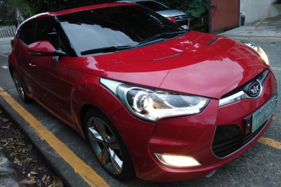 Selling Red Hyundai Veloster in Quezon City