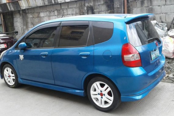 Selling Blue Honda Fit 2003 in Cainta