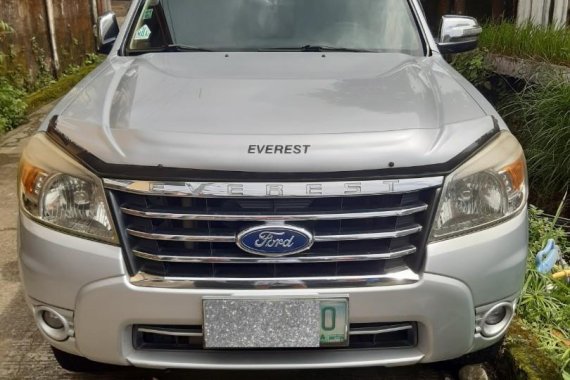 Selling Silver Ford Everest in Baguio