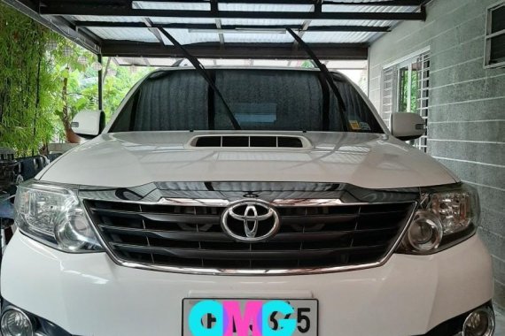 Selling White Toyota Fortuner 2015 in Paseo de Sta. Rosa