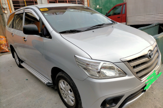 Silver Toyota Innova 2015 at good price for sale in Caloocan