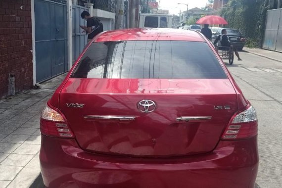 Selling Red Toyota Vios 2011 in Manila