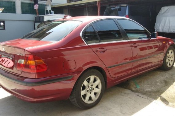 Red Bmw 318I 2010 for sale in Marilao
