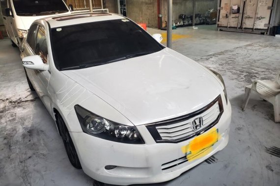 Pearl White Honda Accord 2008 for sale in Manila