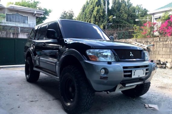 Black Mitsubishi Pajero 2004 for sale in Mandaluyong