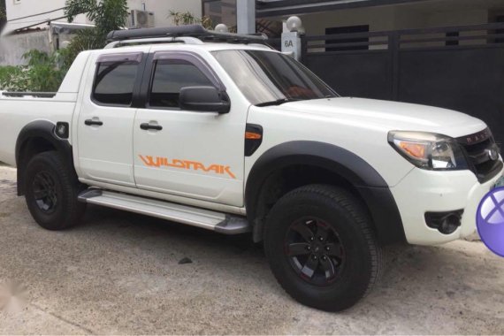 Selling Pearl White Ford Ranger 2009 in Quezon City