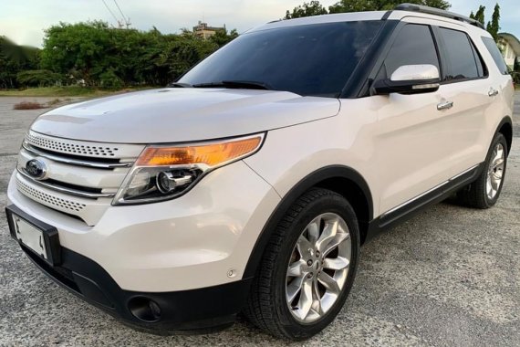 Silver Ford Explorer 2014 for sale in Muntinlupa