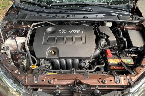 Brown Toyota Corolla altis 2015 for sale in Manila