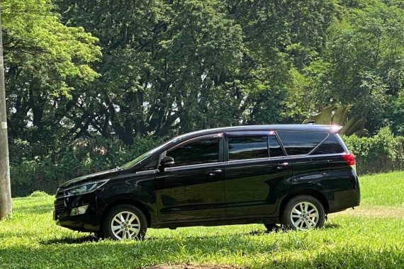 Black Toyota Innova 2016 for sale in Manila