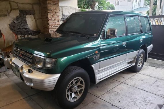 Sell Green 1999 Mitsubishi Pajero in Makati City