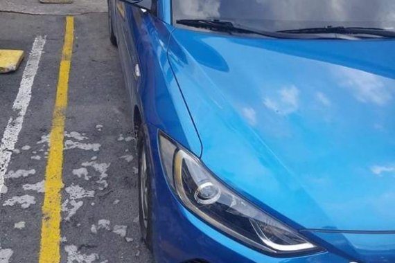 Blue Hyundai Elantra 2018 for sale in General Trias