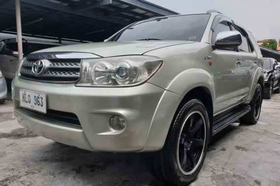 Toyota Fortuner 2009 G Gas Automatic
