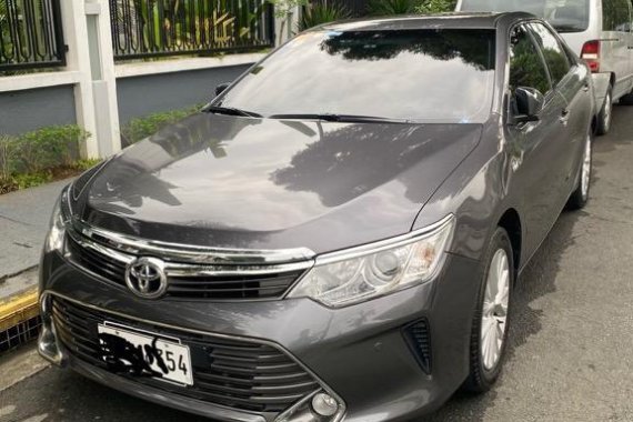 Sell Grey 2016 Toyota Camry in Makati