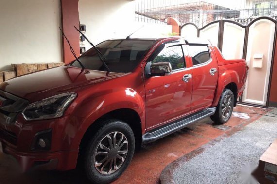 Sell Red 2018 Isuzu D-Max in Quezon City