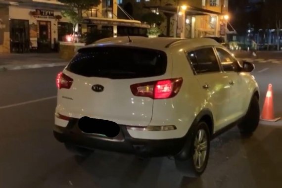 Sell White 2011 Kia Sportage in Manila