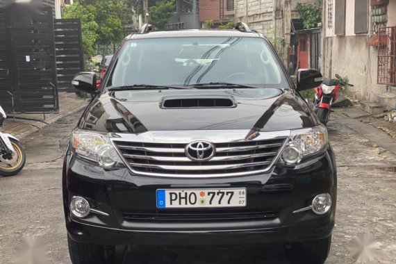 Sell Black 2016 Toyota Fortuner in Manila