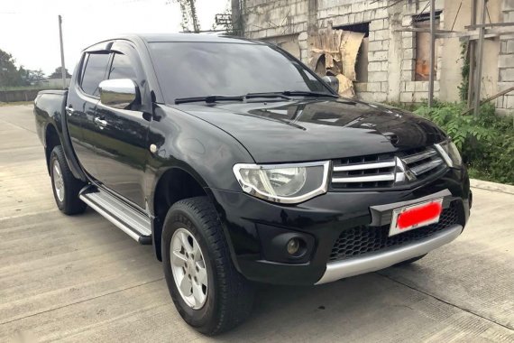 Black Mitsubishi Strada 2010 for sale in San Fernando