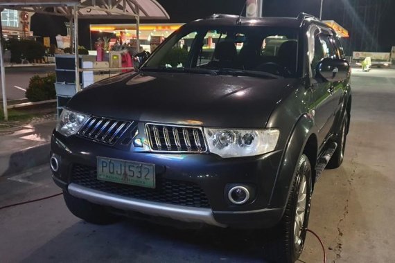 Black Mitsubishi Montero Sport 2011 for sale in Valenzuela