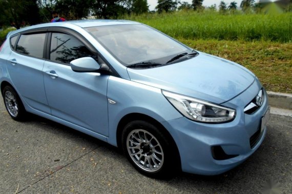 Blue Hyundai Accent 2014 for sale in Quezon City